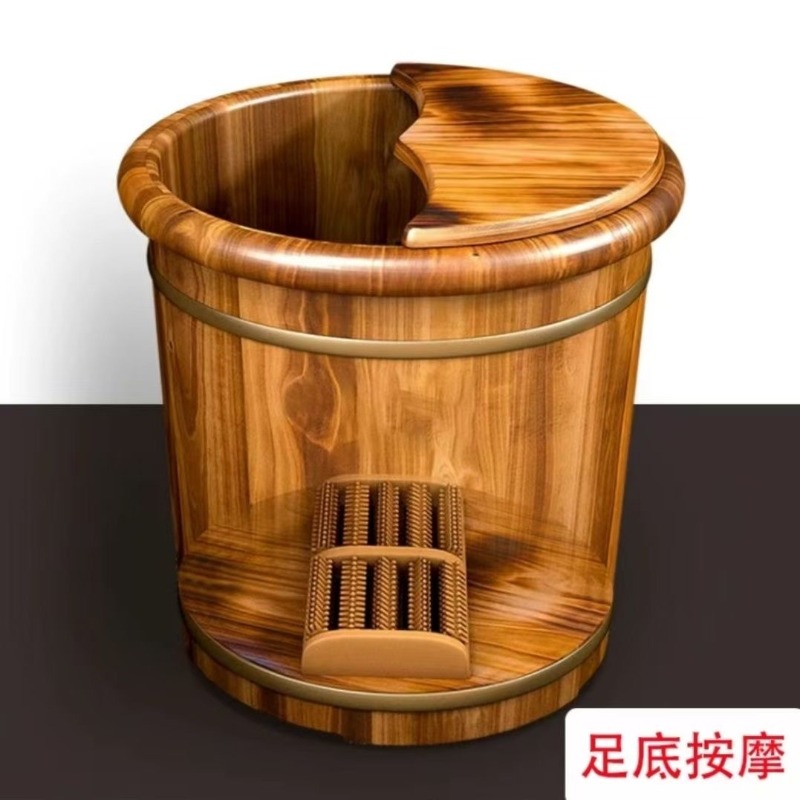 Cubo de madera para remojar lo - Spa & Wellness Hotel Diament Ustroń Zdjęcia reseña y precio